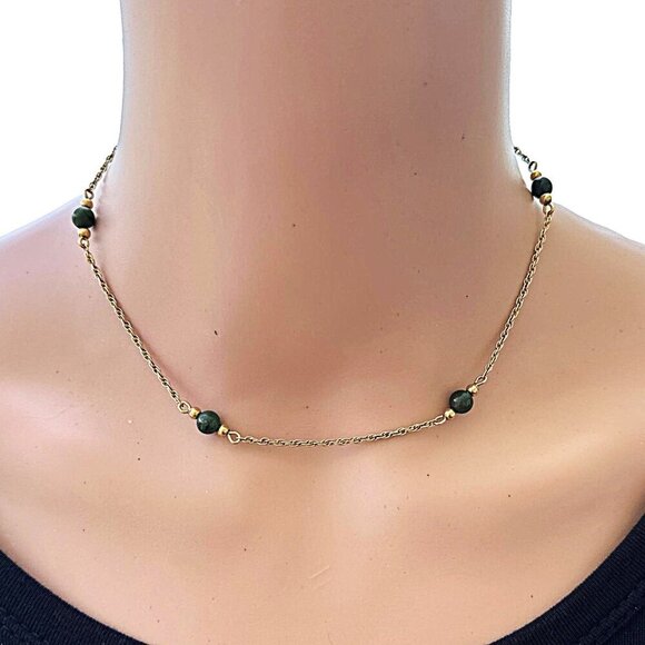 Choker Necklace Gold Tone Chain Green Stone Beads 15 Inch Length - Picture 2 of 5